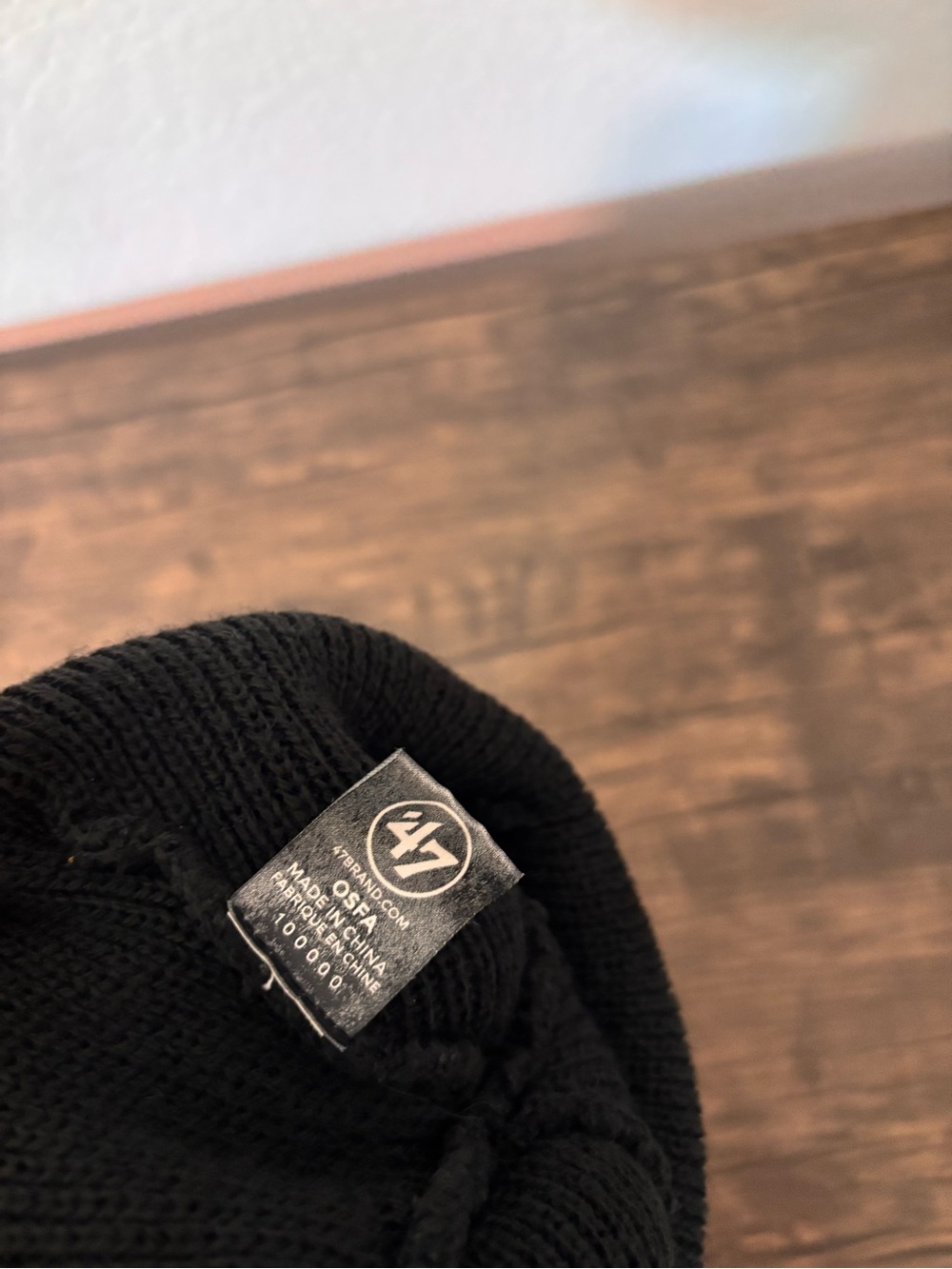 Vegas Golden Knights beanie hat - Picture 3 of 3
